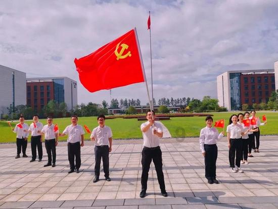 流鼻血，流鼻血，流鼻血，孩子流鼻血怎么办？游戏画面